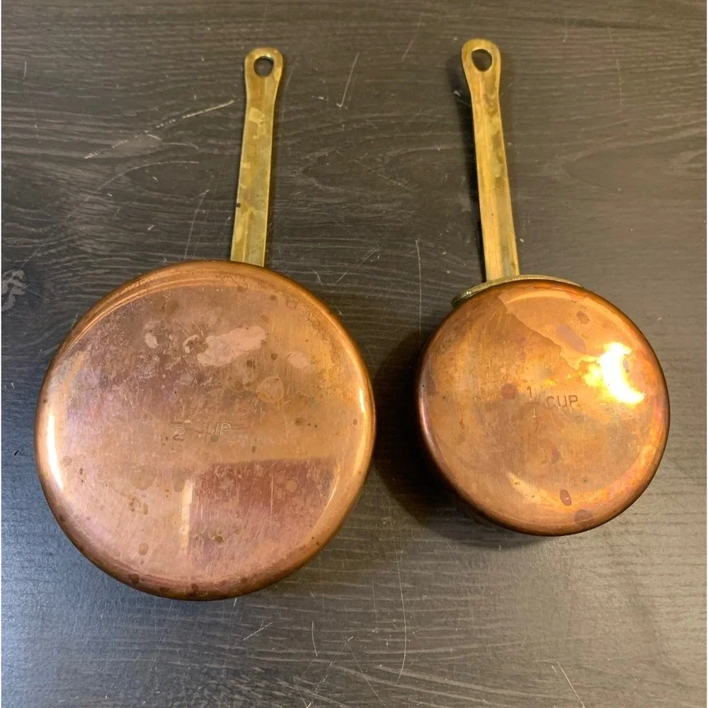 Vintage Copper Measuring Cups Set 2 Brass Handle Nested Kitchenware 1/2 & 1/4
